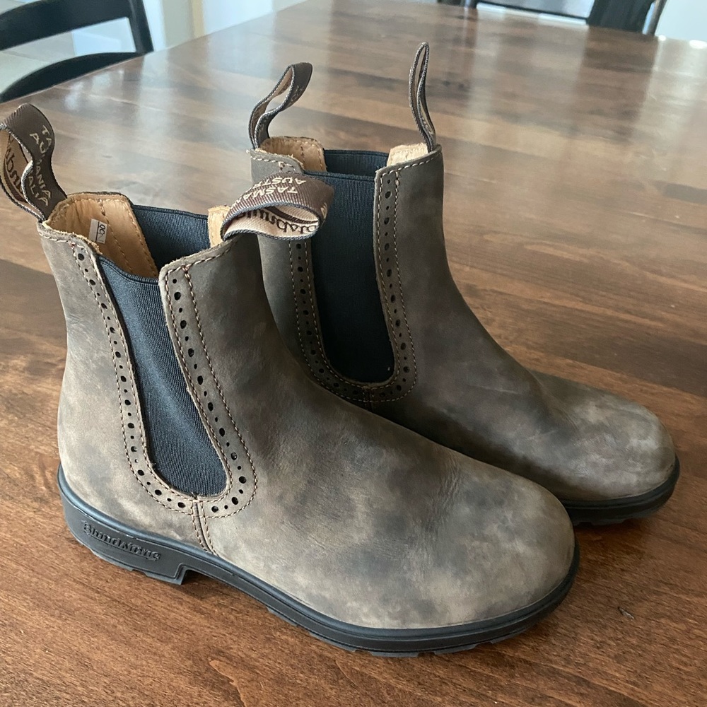 Women’s high top Blundstones
